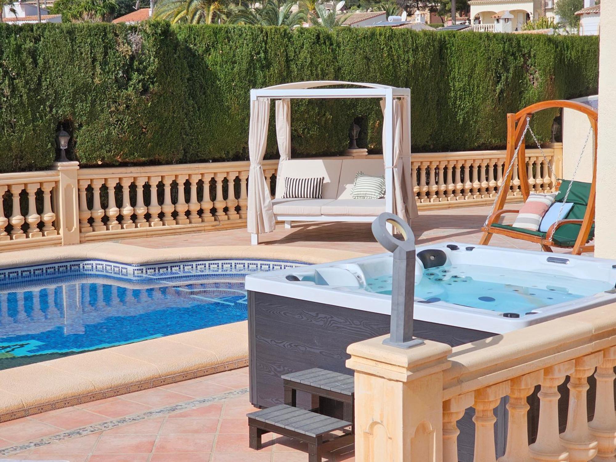 Luxury Villa - Pool, Hot Tub, Aircon, Tvs, Home Cinema, Office, Gbit Internet, Sports Equipment كاليبي المظهر الخارجي الصورة