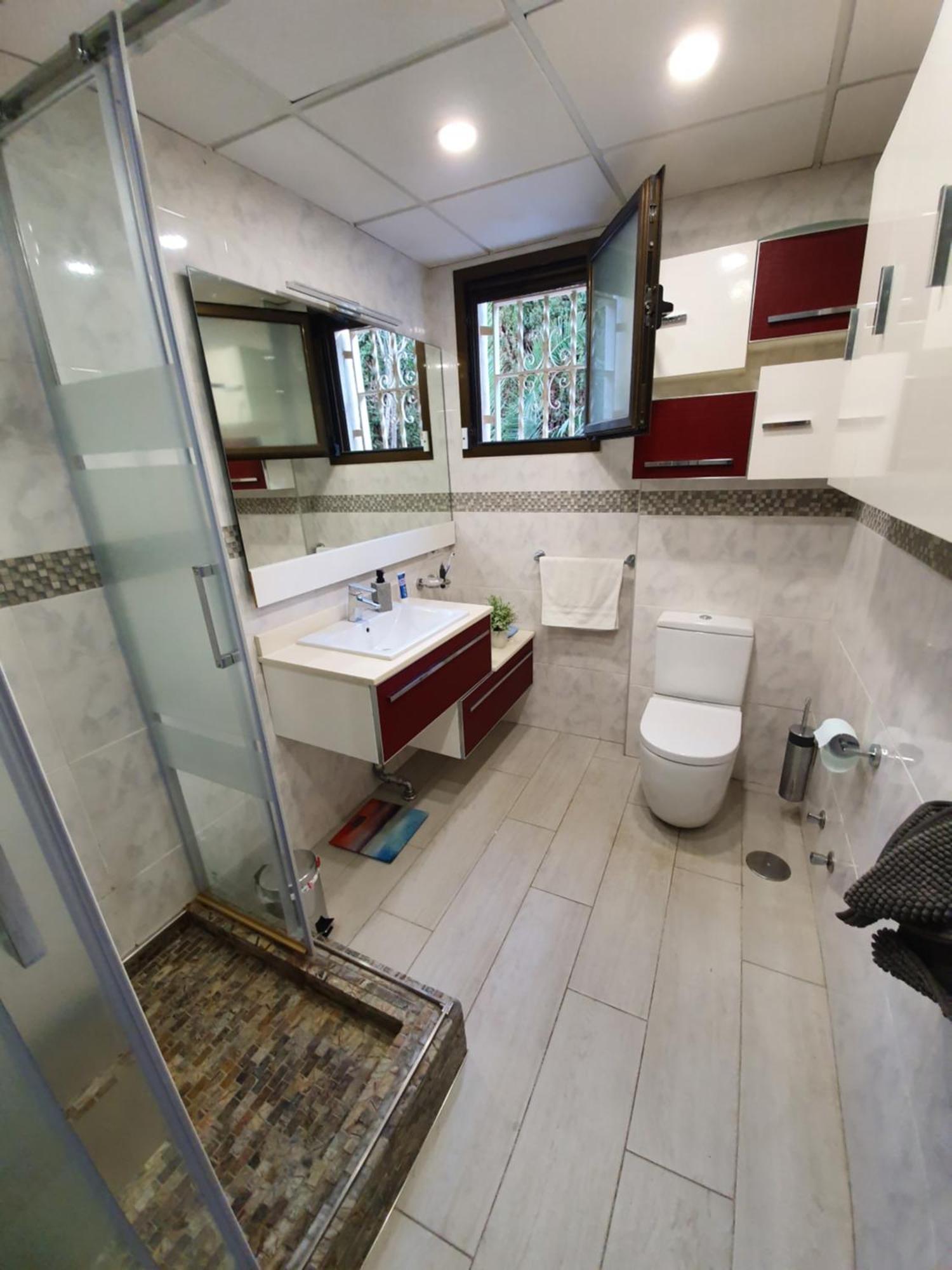 Luxury Villa - Pool, Hot Tub, Aircon, Tvs, Home Cinema, Office, Gbit Internet, Sports Equipment كاليبي المظهر الخارجي الصورة