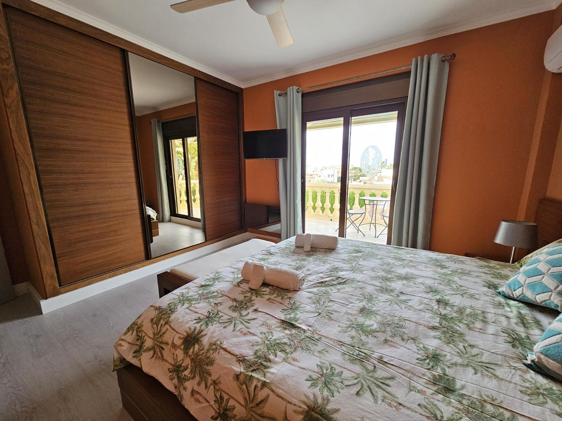 Luxury Villa - Pool, Hot Tub, Aircon, Tvs, Home Cinema, Office, Gbit Internet, Sports Equipment كاليبي المظهر الخارجي الصورة
